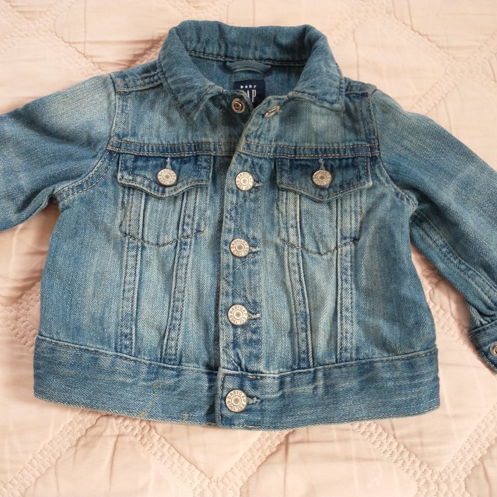 Baby Gap Jean Jacket Size 0-6 months
